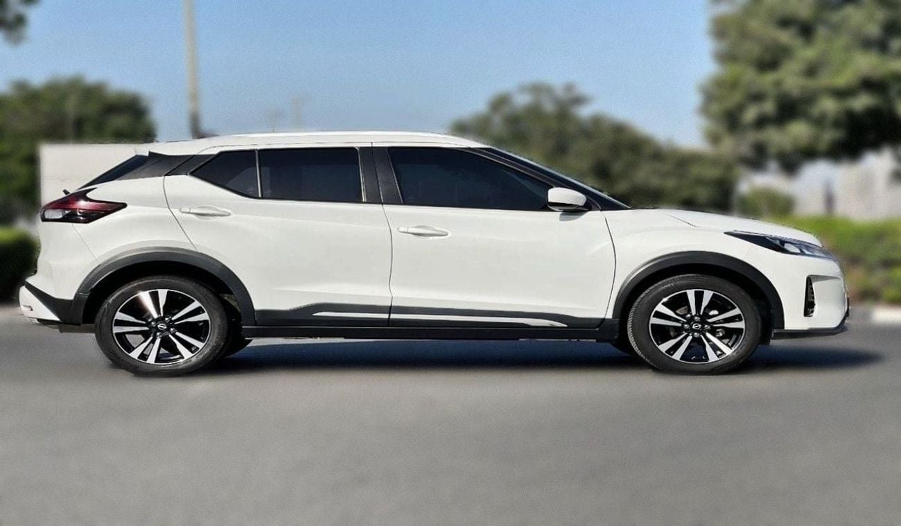 Nissan Kicks SV 1.6L -4CYL AW ROSTAMANI