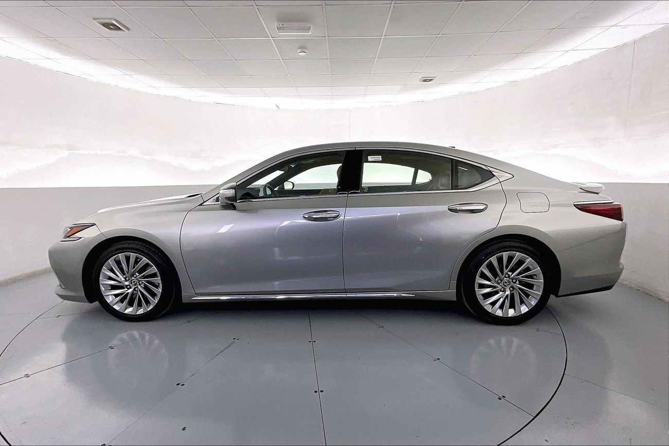 Nissan Sunny SV | 1 year free warranty | 0 Down Payment