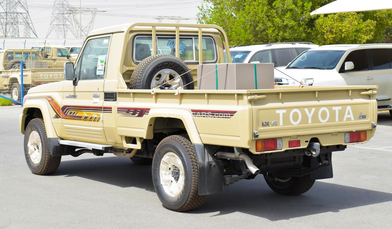 Toyota Land Cruiser Pick Up LX V6