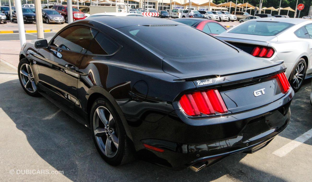 Ford Mustang GT