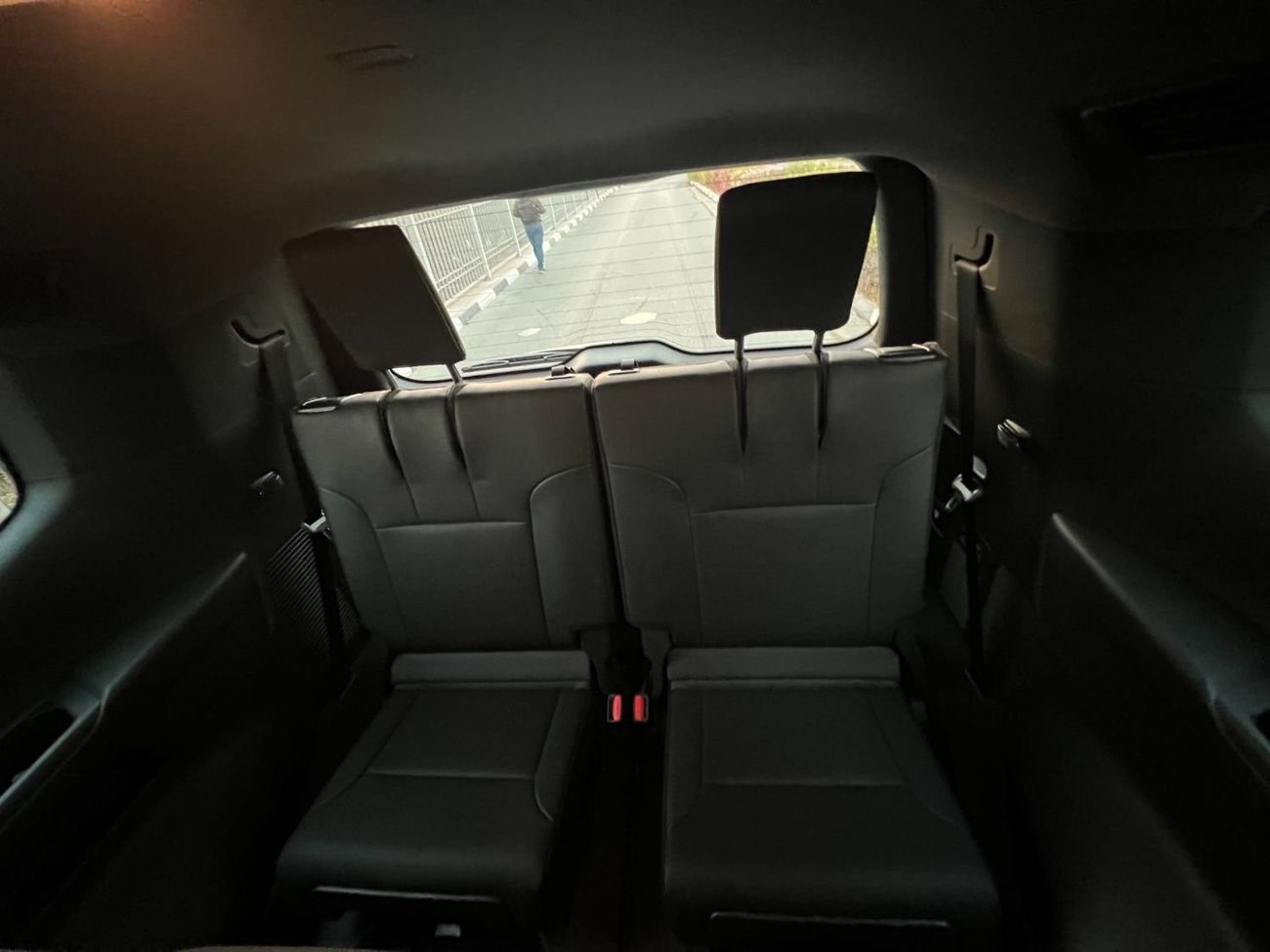 Toyota Land Cruiser LC300 VX 3.5L TWIN TURBO