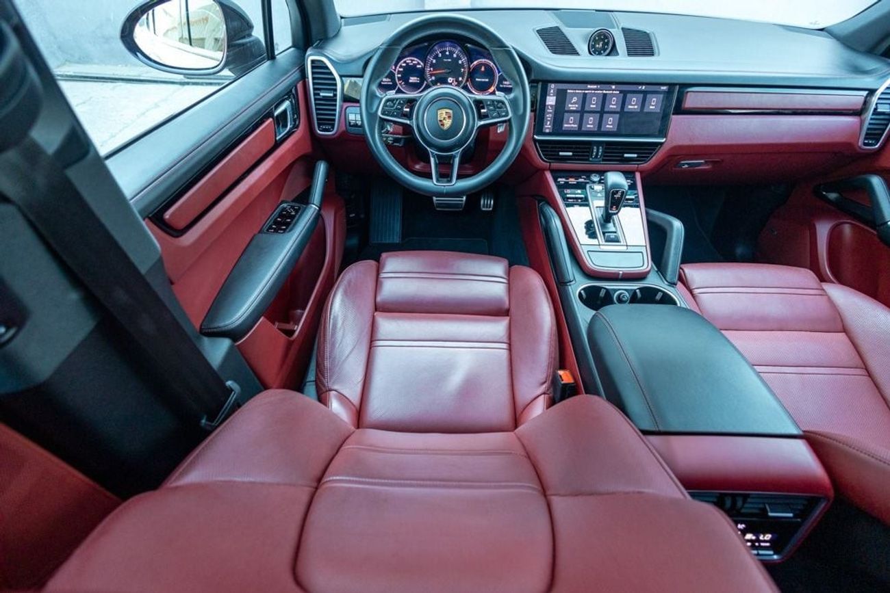 Porsche Cayenne S 2.9L (440 HP) Porsche Cayenne S 2019 GCC under Warranty with Flexible Down-Payment.