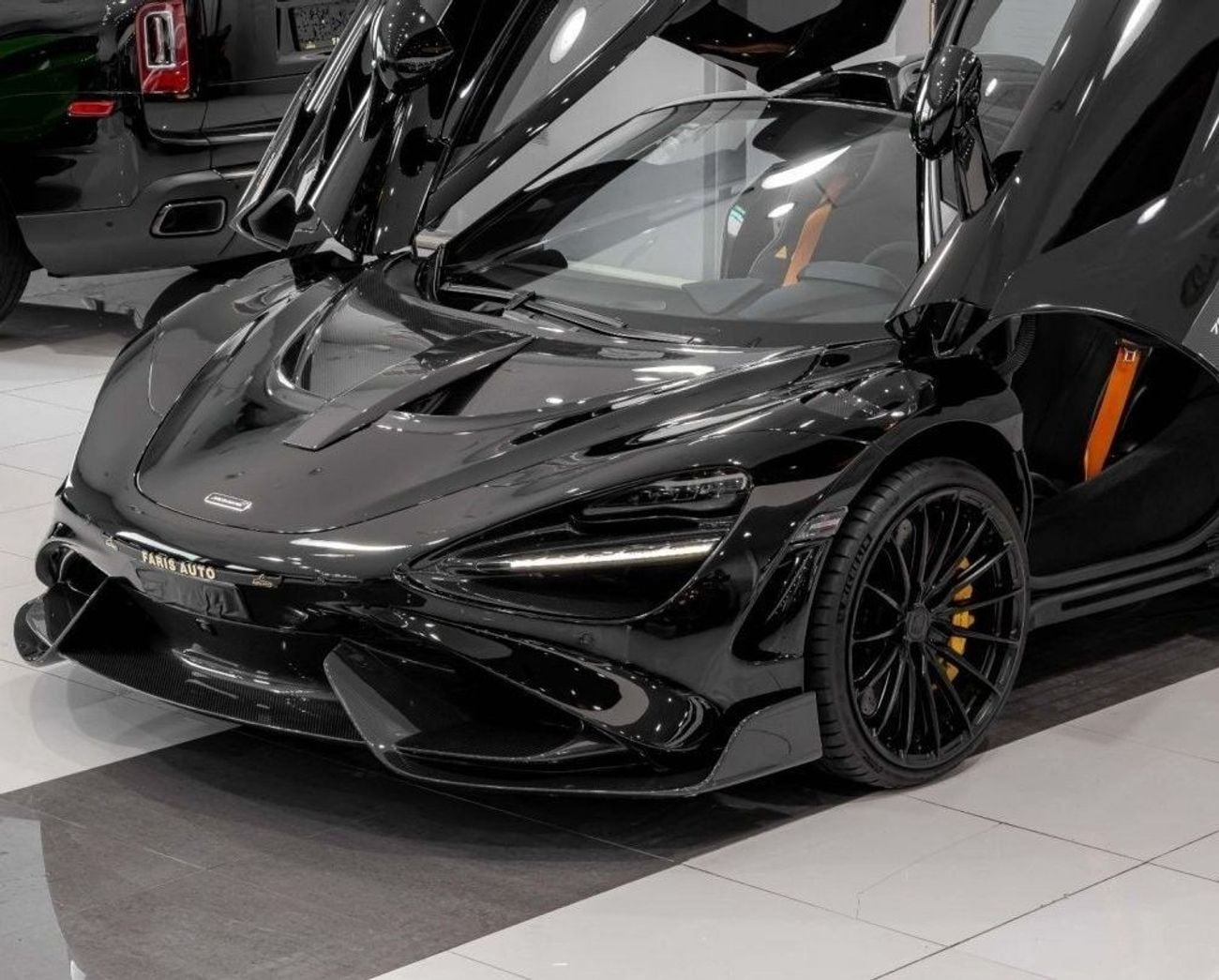 McLaren 720S Std 720-S UPGRADED TO 765-LT - GCC -EXHAUST SYSTEM + 999K GOLD IN EXHAUST + FULL CARBON FIBER EXTERI