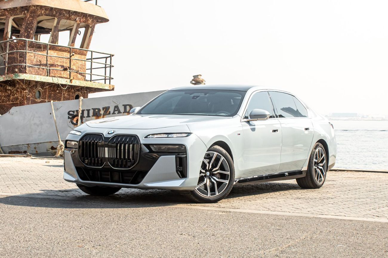 BMW 740Li 740M 2023 FULL OPTION