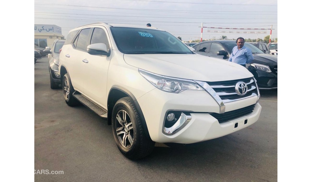 Toyota Fortuner FOG LIGHTS, LEATHER SEATS, ALLOY WHEELS, CLEAN CONDITION