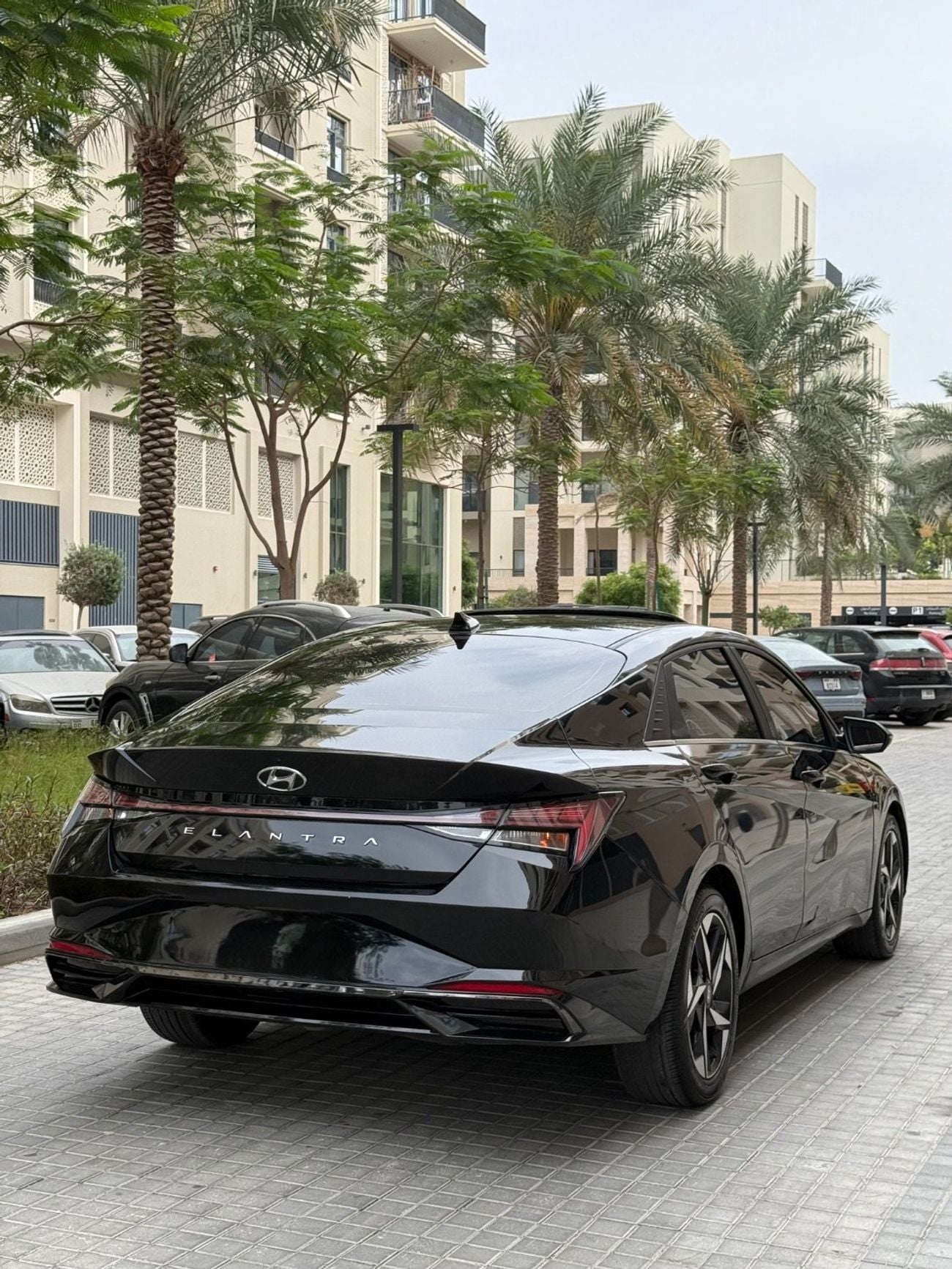 هيونداي إلانترا GLS 2.0L