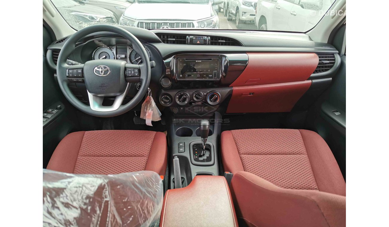 Toyota Hilux 2.8L 4CY Petrol, 17" Rims, Fabric Seats, Xenon Headlights, Dual Airbags, CD Player (CODE # THBS03)