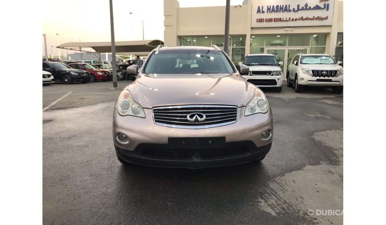 Infiniti EX35 Infinity EX 35 model 2008 GCC car prefect condition full service full option low mileage car no need