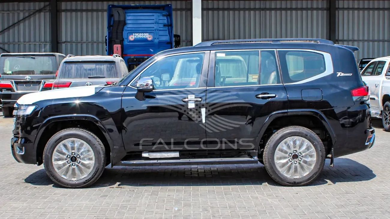 Toyota Land Cruiser Toyota LC300 3.3L VX-R V6 Turbo Diesel AT