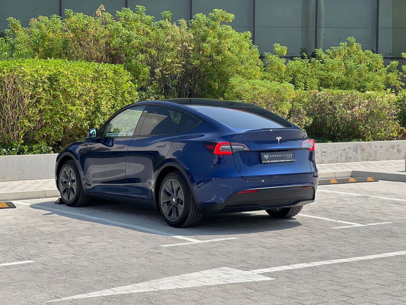 Tesla Model Y Tesla Model Y   Brand New  Auto Pilot  2024 GCC Zero KM  Under Tesla Warranty