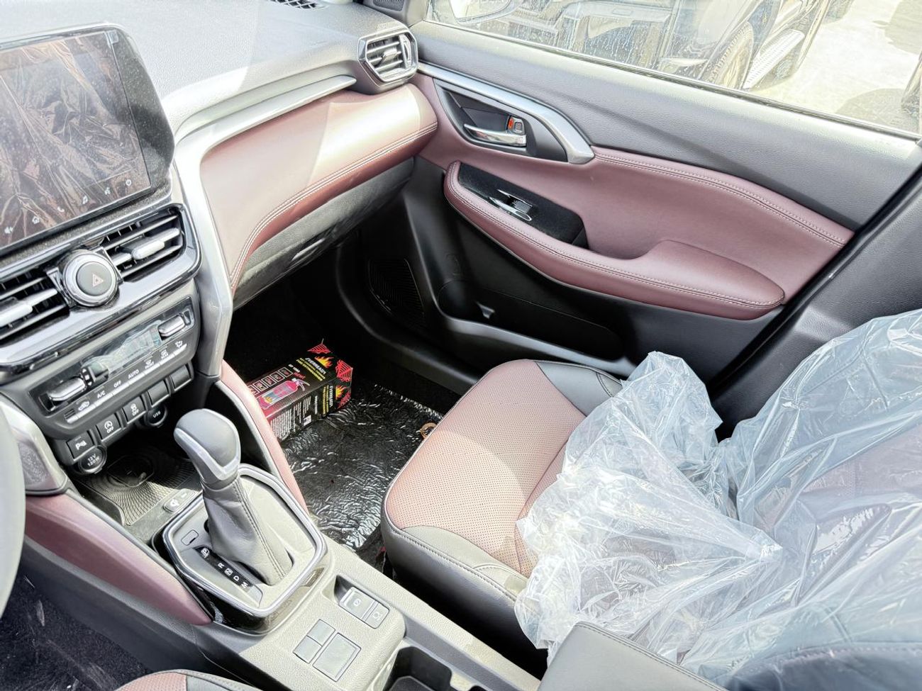 Toyota Urban Cruiser Urban Cruiser 1.5L With Panoramic 2026 Silver (Export Only)