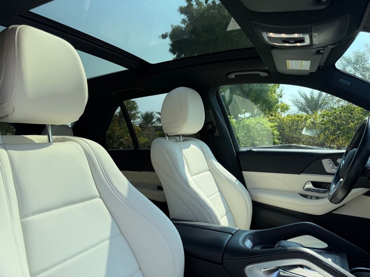 مرسيدس بنز GLE 450 Premium 3.0L (389 HP)
