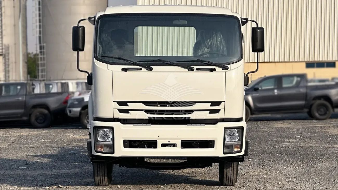 إيسوزو FVR STD 8.0L 33P CAB Chassis MT