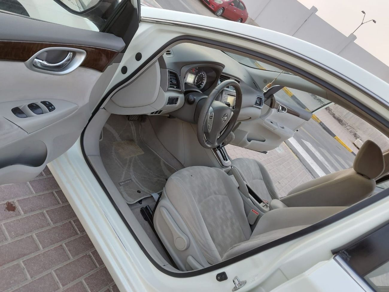 نيسان سنترا SL 1.8L