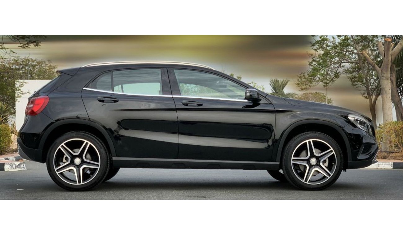 Mercedes-Benz GLA 250 4 MATIC - AGENCY MAINTAINED - 3500 KM  DRIVEN ONLY - BANK FINANCE AVAILABLE