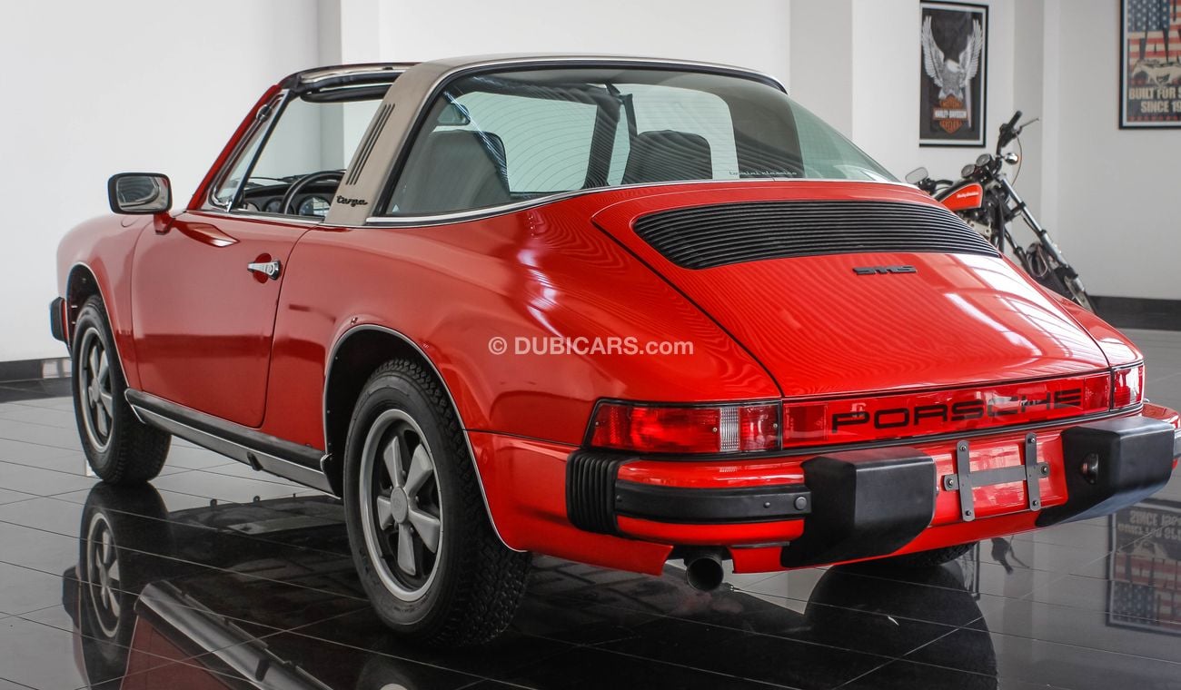 Porsche 911 - 900 km