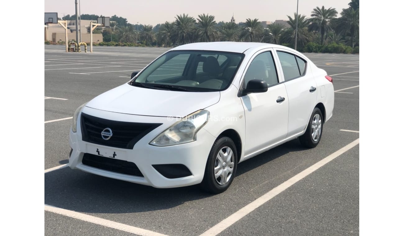 نيسان صني موديل 2012 خليجيه حاله ممتازه من الداخل والخارج