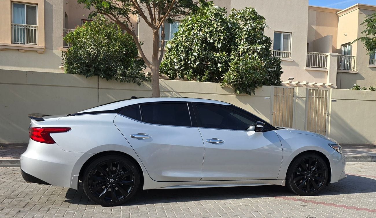 Nissan Maxima