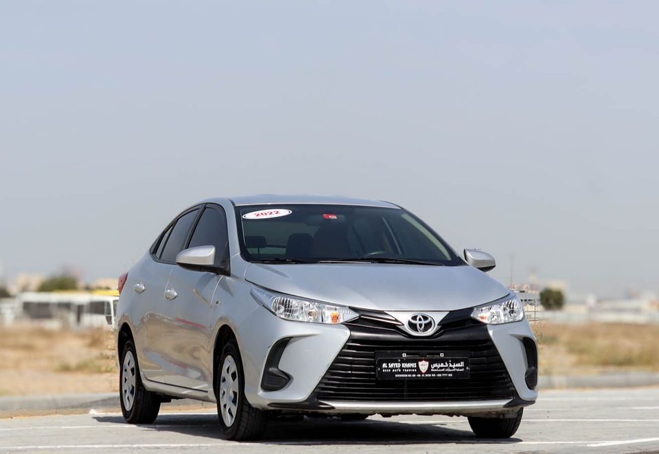 Toyota Yaris E