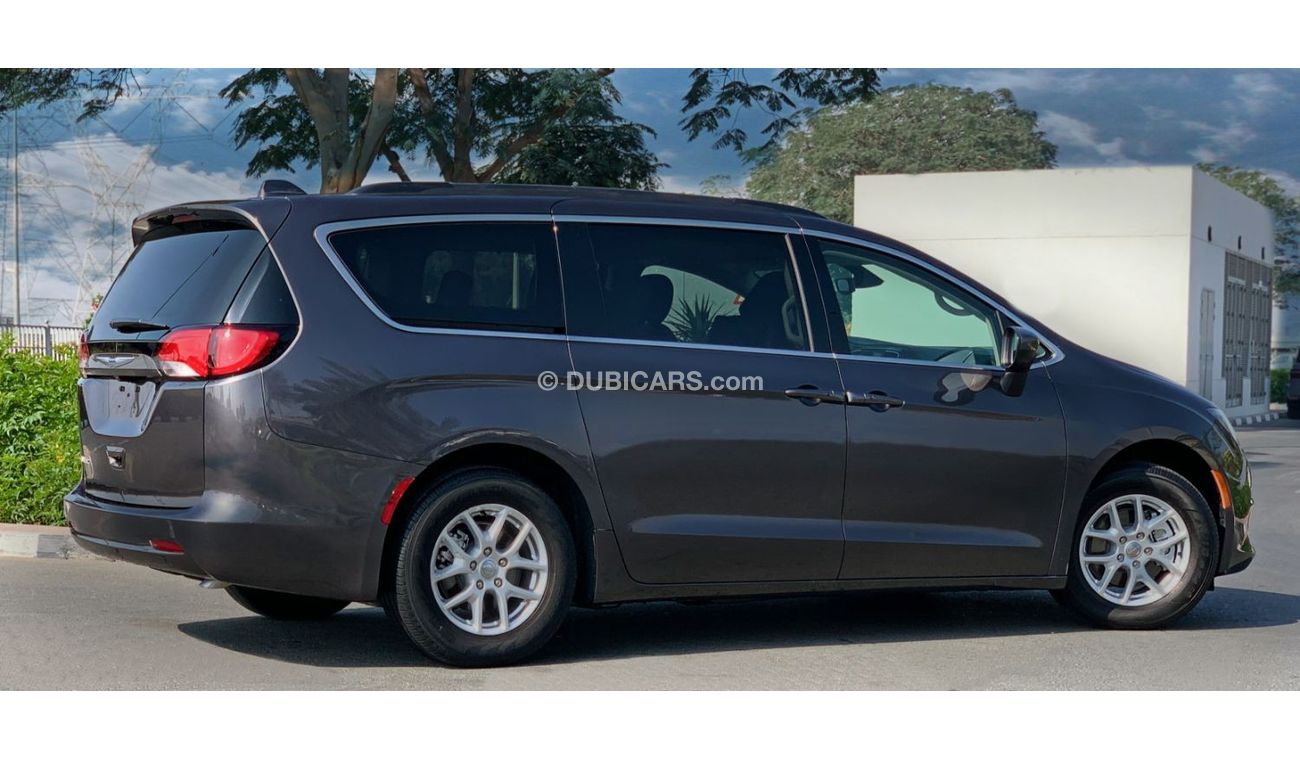 Chrysler Voyager FULL OPTION - AMERICAN SPEC - BRAND NEW CONDITION - 2020