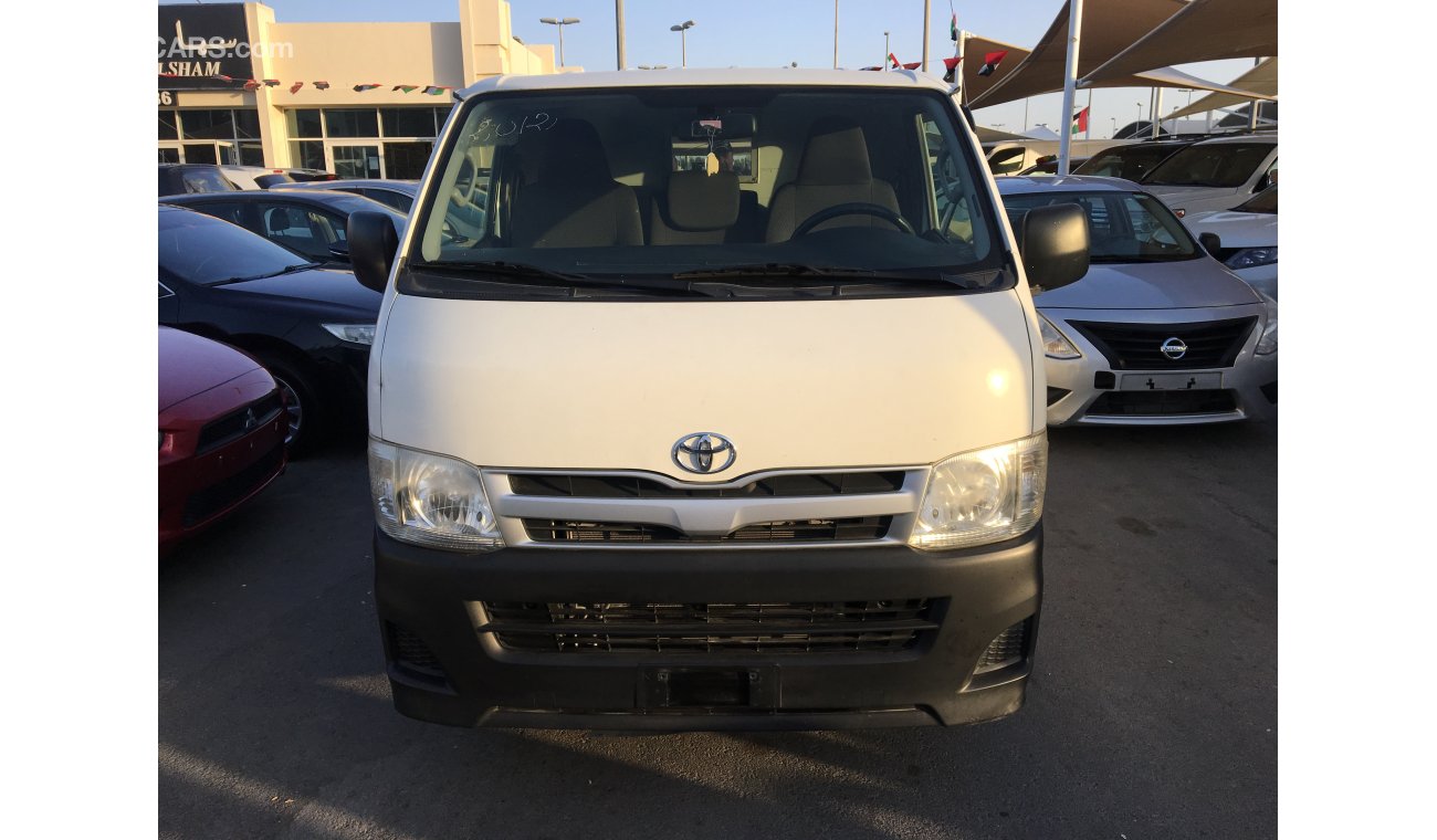 Toyota Hiace we offer : * Car finance services on banks * Extended warranty * Registration / export services