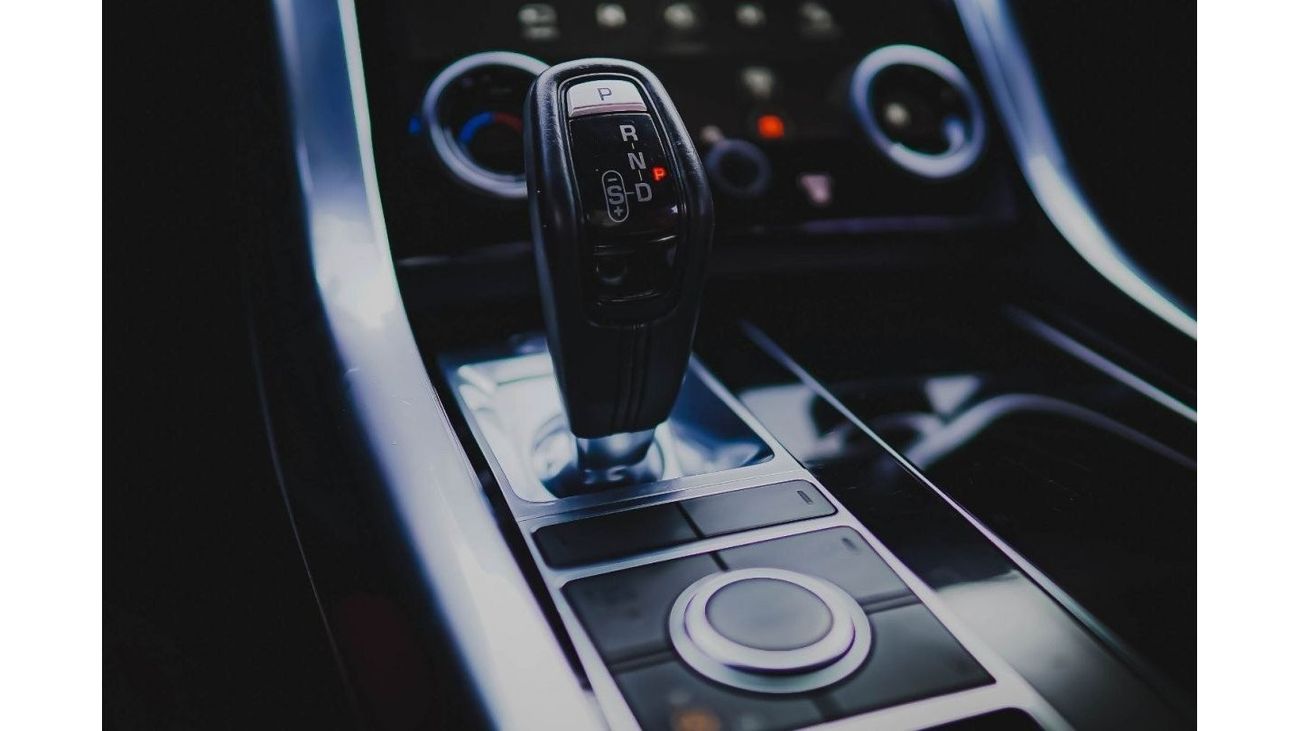 Land Rover Range Rover Sport HSE