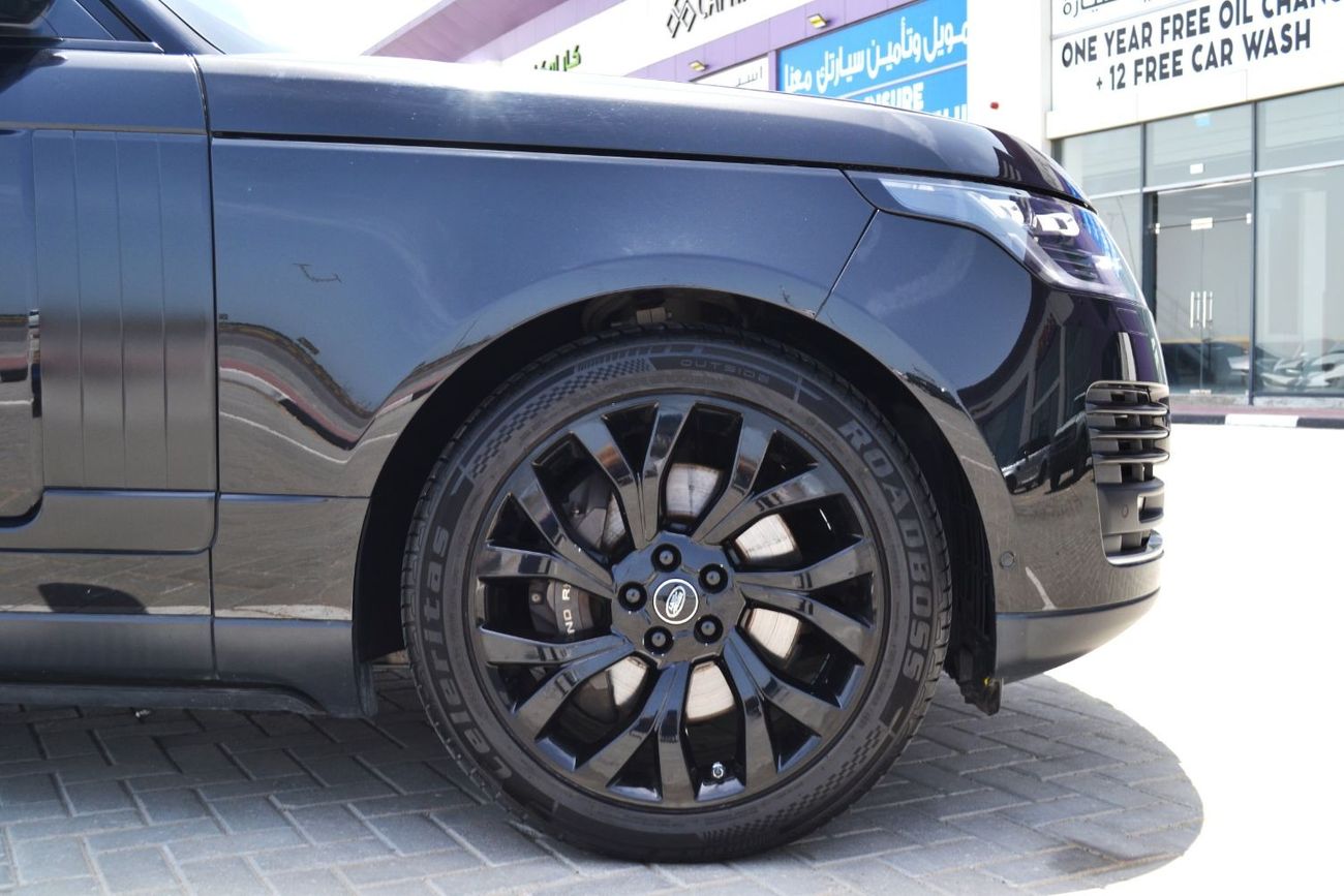 لاند روفر رينج روفر Range Rover VOGUE SE Supercharged V8 2018 Full option Super clean car specs GCC