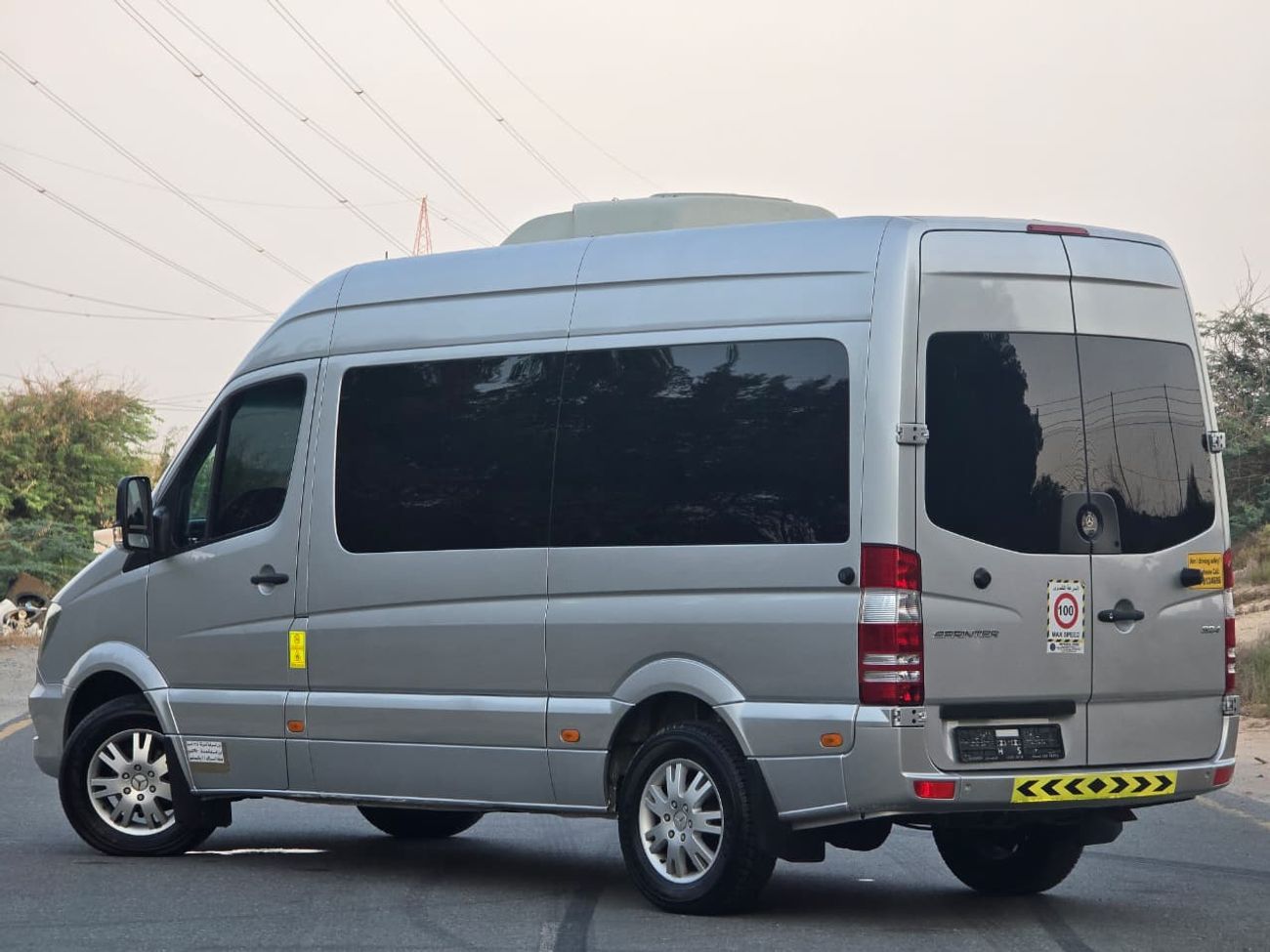 Mercedes-Benz Sprinter MERCEDES SPRINTER 2015 GCC  // VIP SEATS // GOOD CONDITION // TV // FULL OPITION