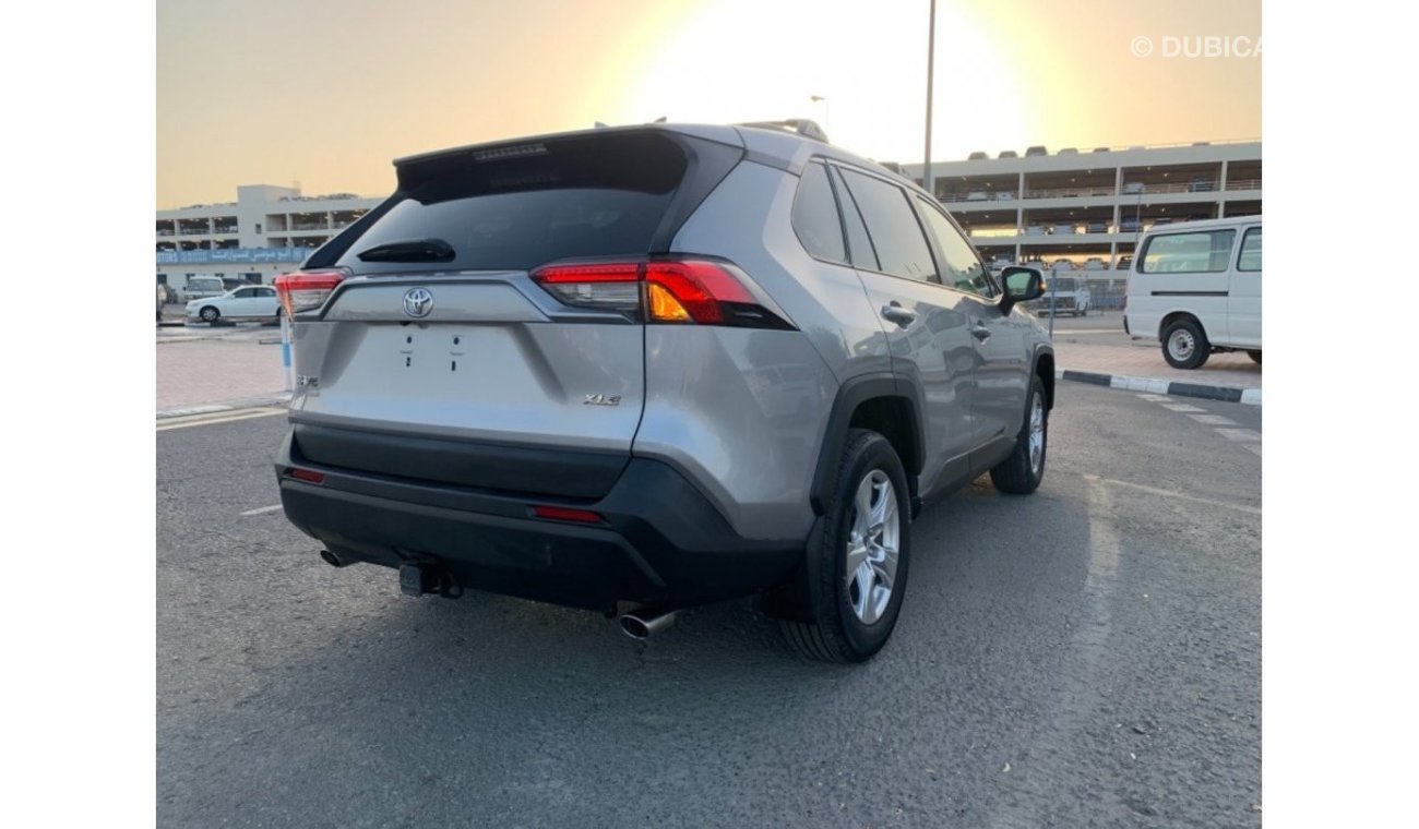 تويوتا راف ٤ 4x4 LIMITED SUNROOF FULL OPTION 2020 US IMPORTED