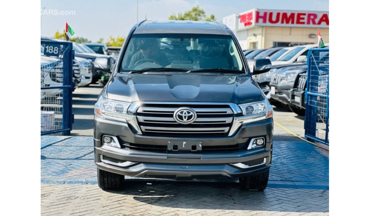 Toyota Land Cruiser Land Cruiser VXR V8 , Right hand drive