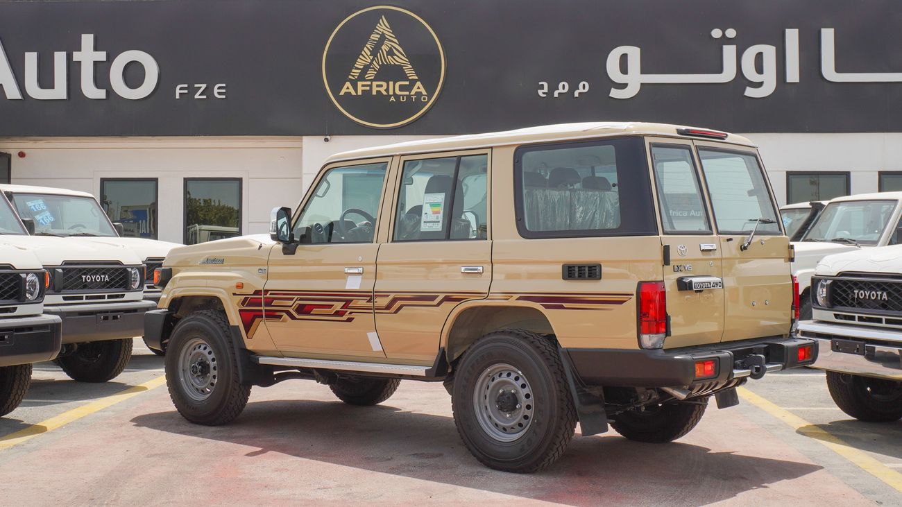 Toyota Land Cruiser 70 LX 4.0L M/T
