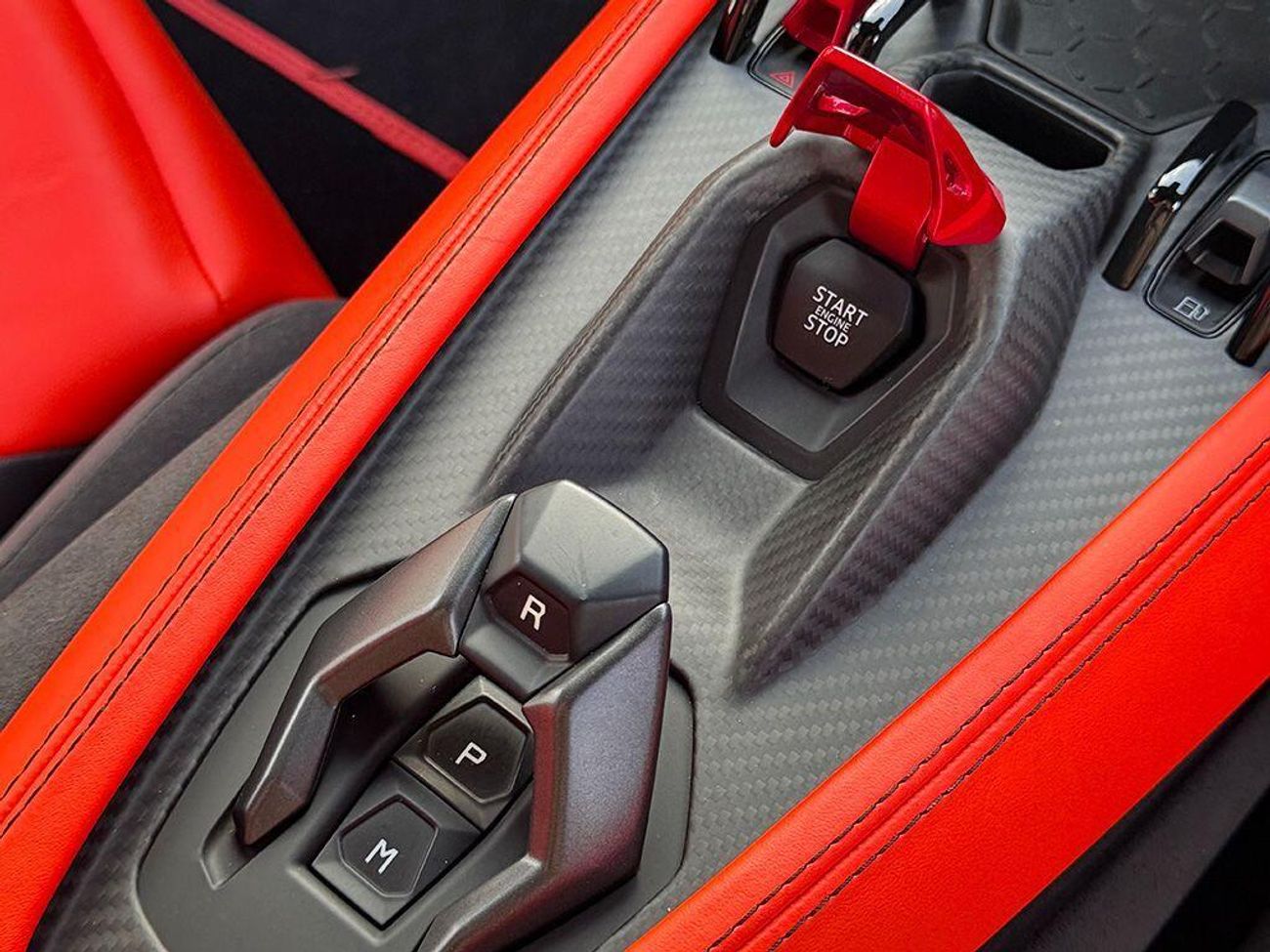 Lamborghini Revuelto Revuelto	6.5 V12 HPEV 3.8kWh AMT 4WD Euro 6 2dr (EXPORT ONLY)