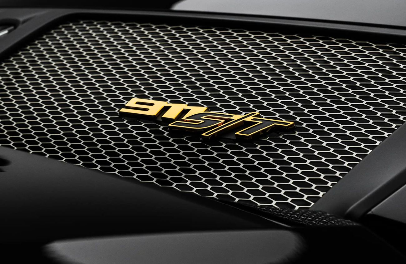 بورش 911 4.0L F6 Naturally Aspirated Engine