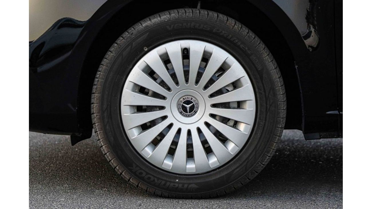 Mercedes Maybach V250 Maybach 2024 Mercedes Benz V250S 2.0 XL w/o R.Seat - Obsidian Black Metallic inside Santos Black (Fabric) | 