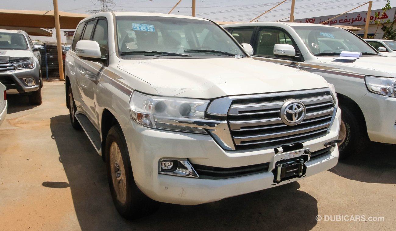 Toyota Land Cruiser 2016 NEW GXR V8 4.6 WITH WINCH