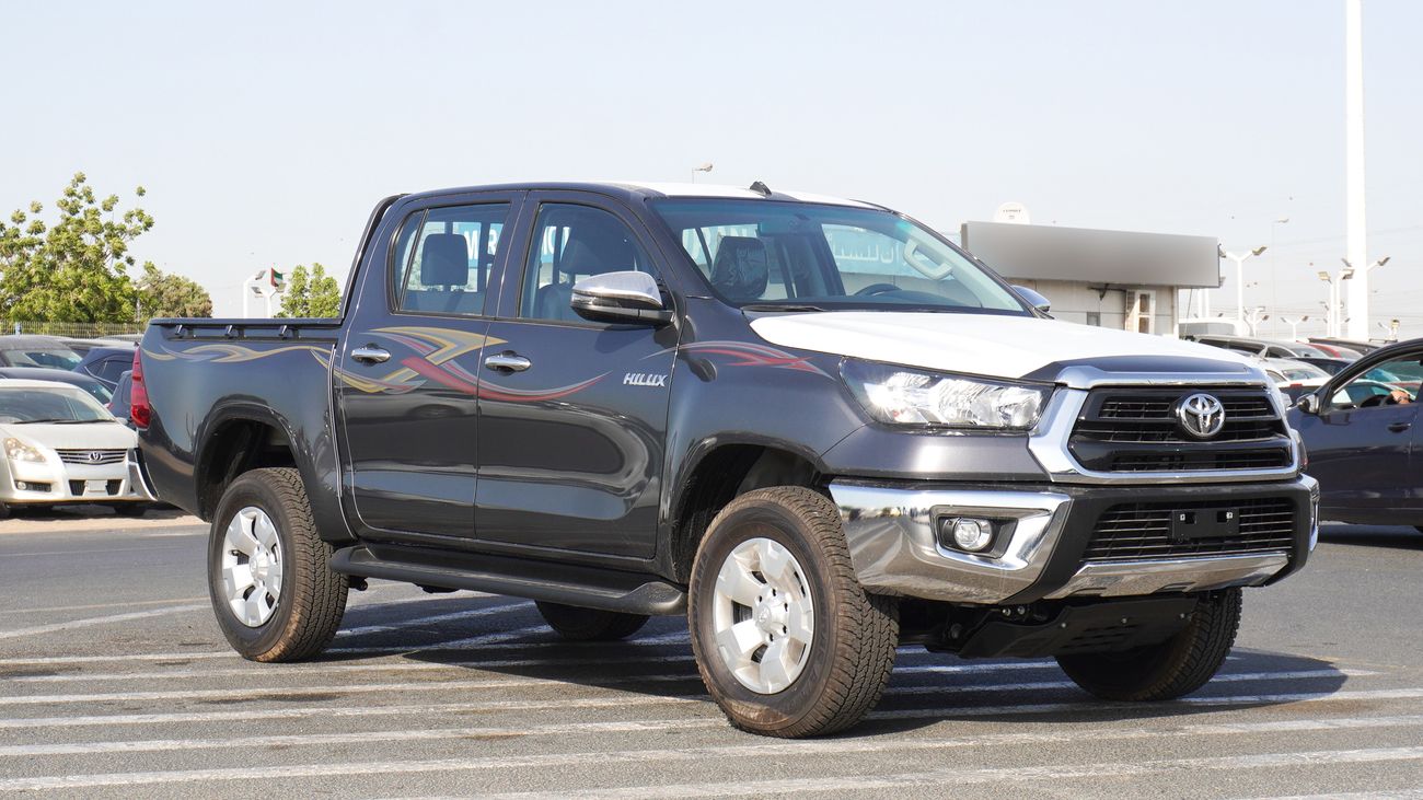 Toyota Hilux 2.4L Diesel 4WD M/T