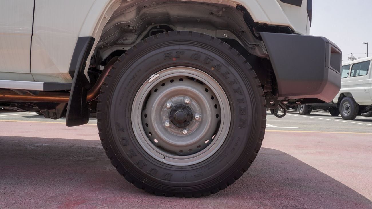 تويوتا لاند كروزر 70 LX 4.2 V6 DIESEL