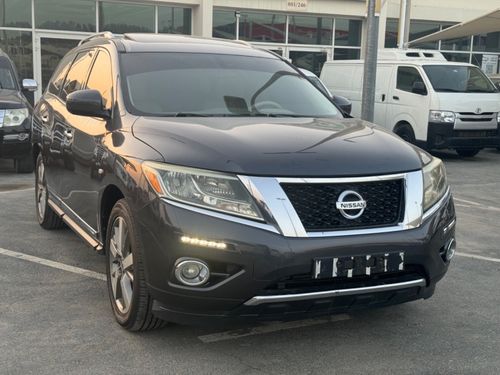 Nissan Pathfinder SL TOP