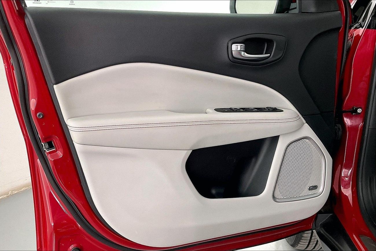 Chevrolet Captiva Premier | 1 year free warranty | 0 Down Payment