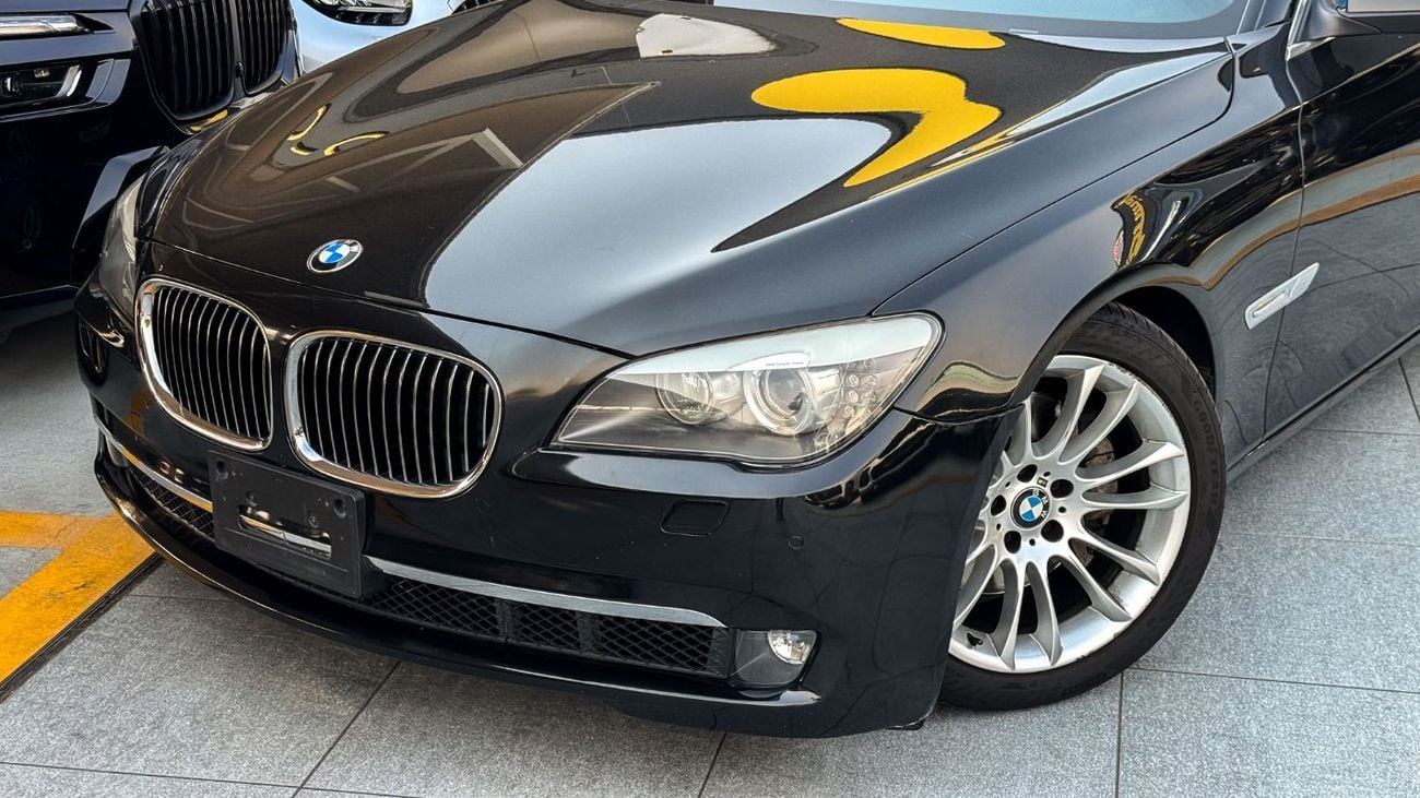 BMW 740i 2011 Japanese Specs 3.0L Turbo 6 Cylinders Low Mileage