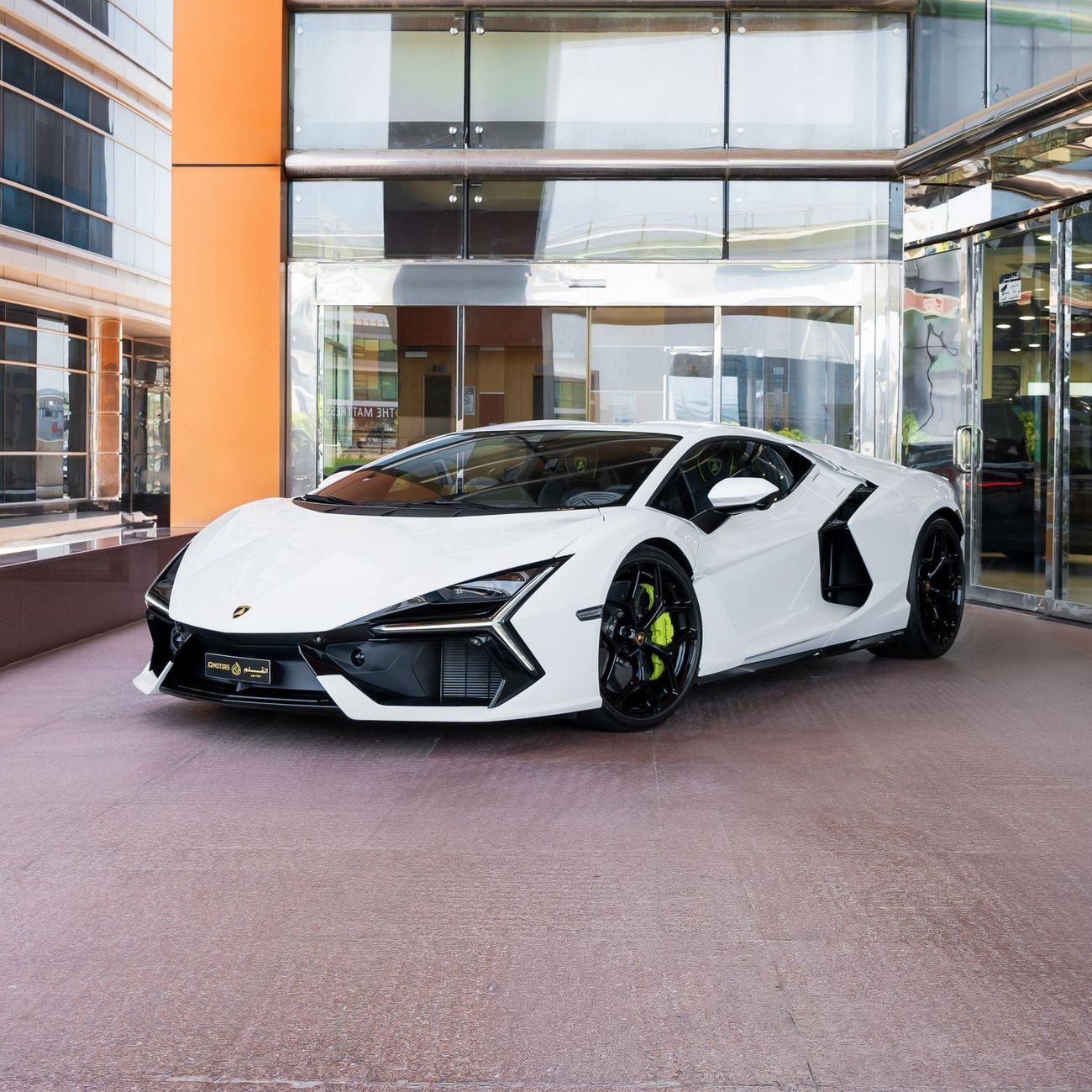 لامبورغيني ريفويلتو 2024 LAMBORGHINI REVUELTO BRAND NEW ( FREE SERVICE CONTRACT )