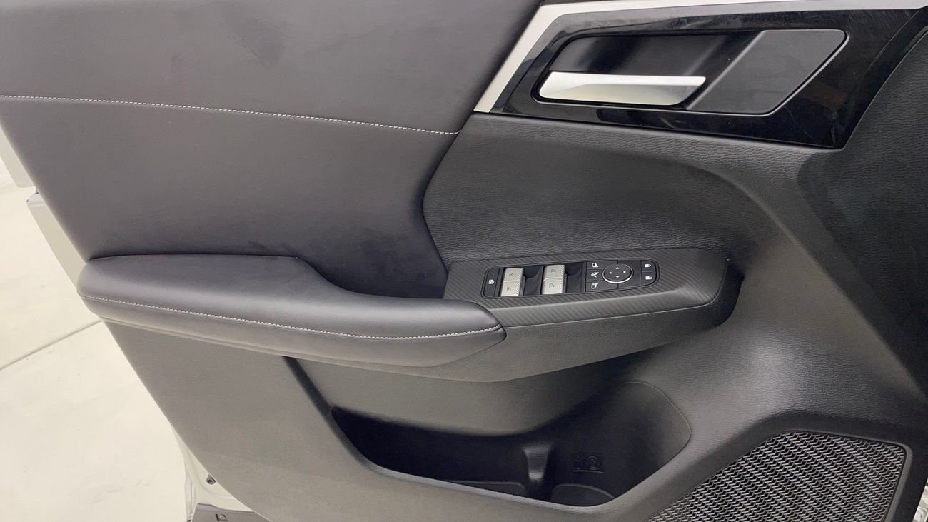 ميتسوبيشي آوتلاندر H/L SYNTHETIC LEATHER SEATS WITH SUNROOF 2.5 | بدون دفعة مقدمة | اختبار القيادة في المنزل