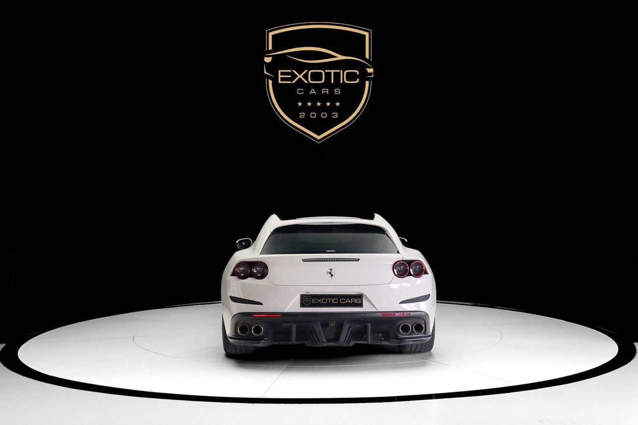 فيراري جي تي سي 4  لوسو T V8