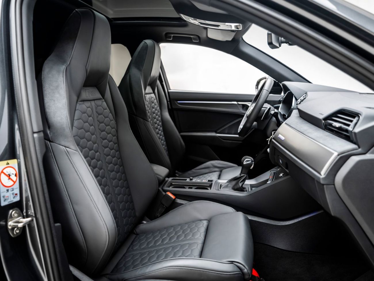 Audi RS Q3 Sportback TFSI quattro 2.5L 2024 Audi RSQ3, 2027 Audi Warranty + Service Contract, Low KMs, GCC