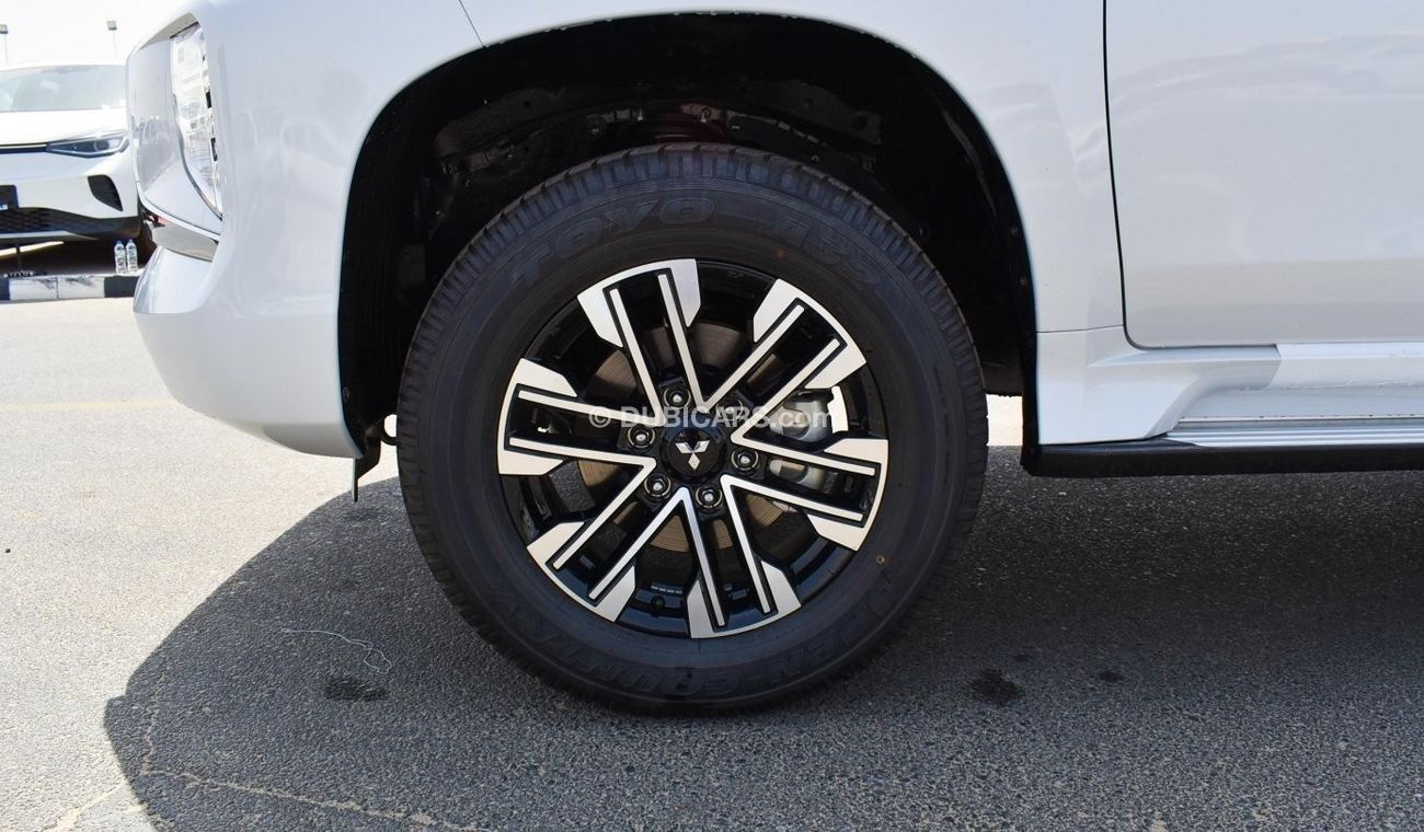 Mitsubishi Montero Montero Sport 2021 3.0L E72 | GCC specs 4x4 (Sunroof) | Exterior Grey, White, Silver, Black, Brown,