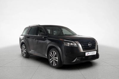 Nissan Pathfinder SV 3.5L (260 HP) 4WD SV 3.5