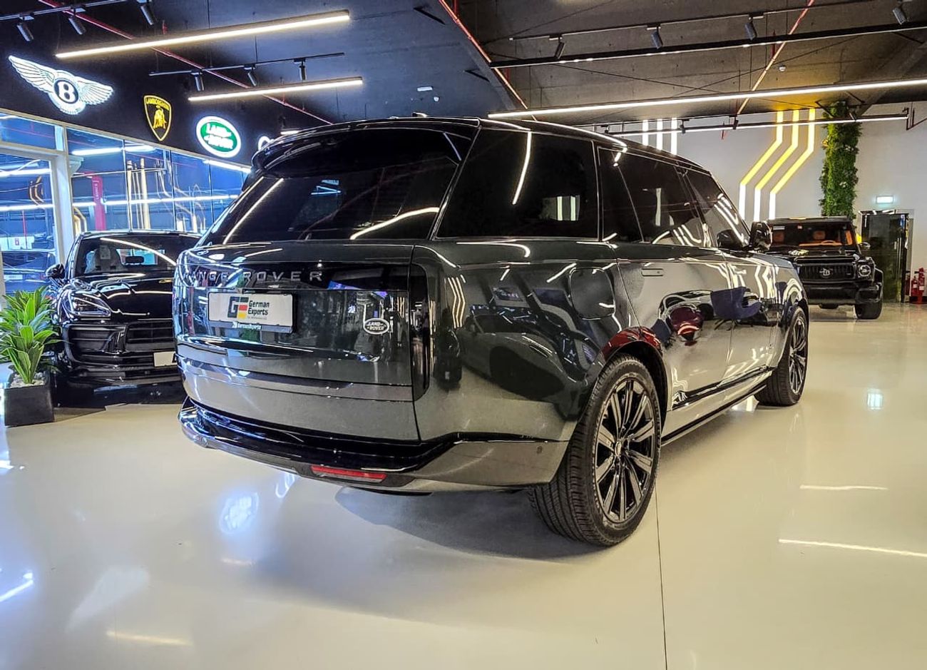 Land Rover Range Rover Autobiography P530 4.4L 2023 Range Rover P530 Autobiography - 4.4L - Perfect Condition - 2 Years ful