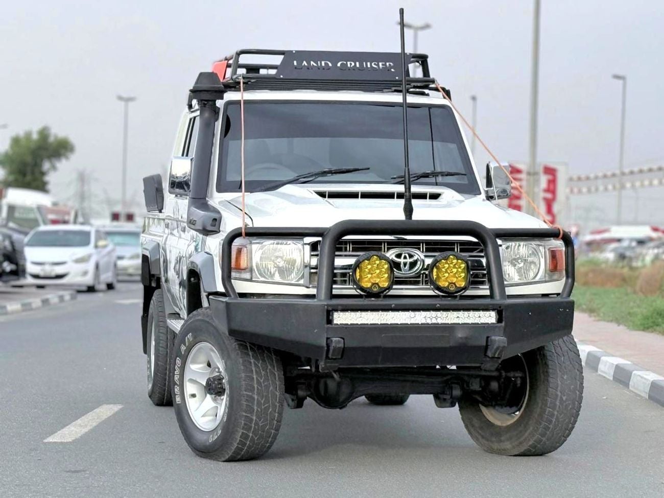 Toyota Land Cruiser Pick Up Double Cabin-RHD-4.5L-Diesel-Manual-4WD-8 Cylinders-5 Seats-4 Doors
