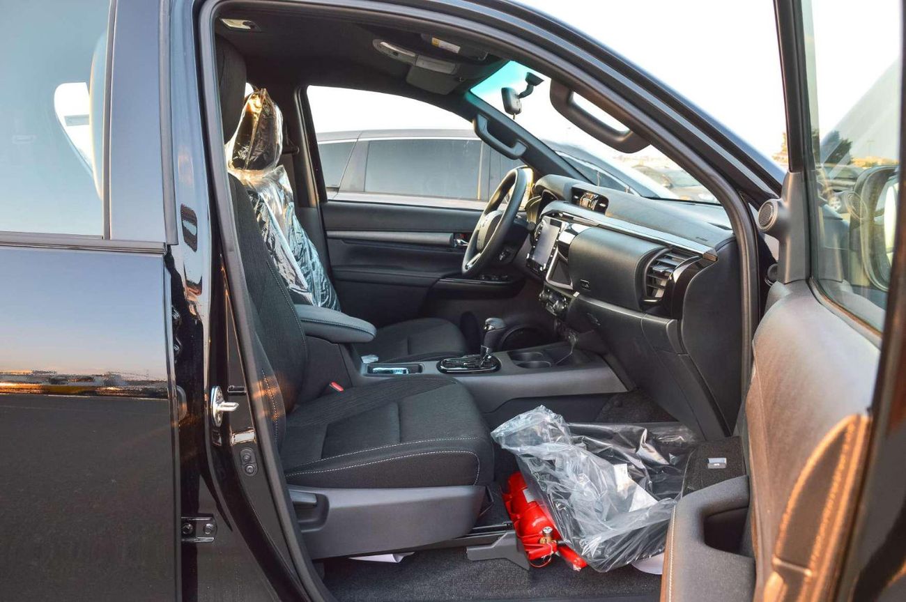 Toyota Hilux TOYOTA HILUX ADVENTURE 4.0L V6 4WD PICKUP 2025