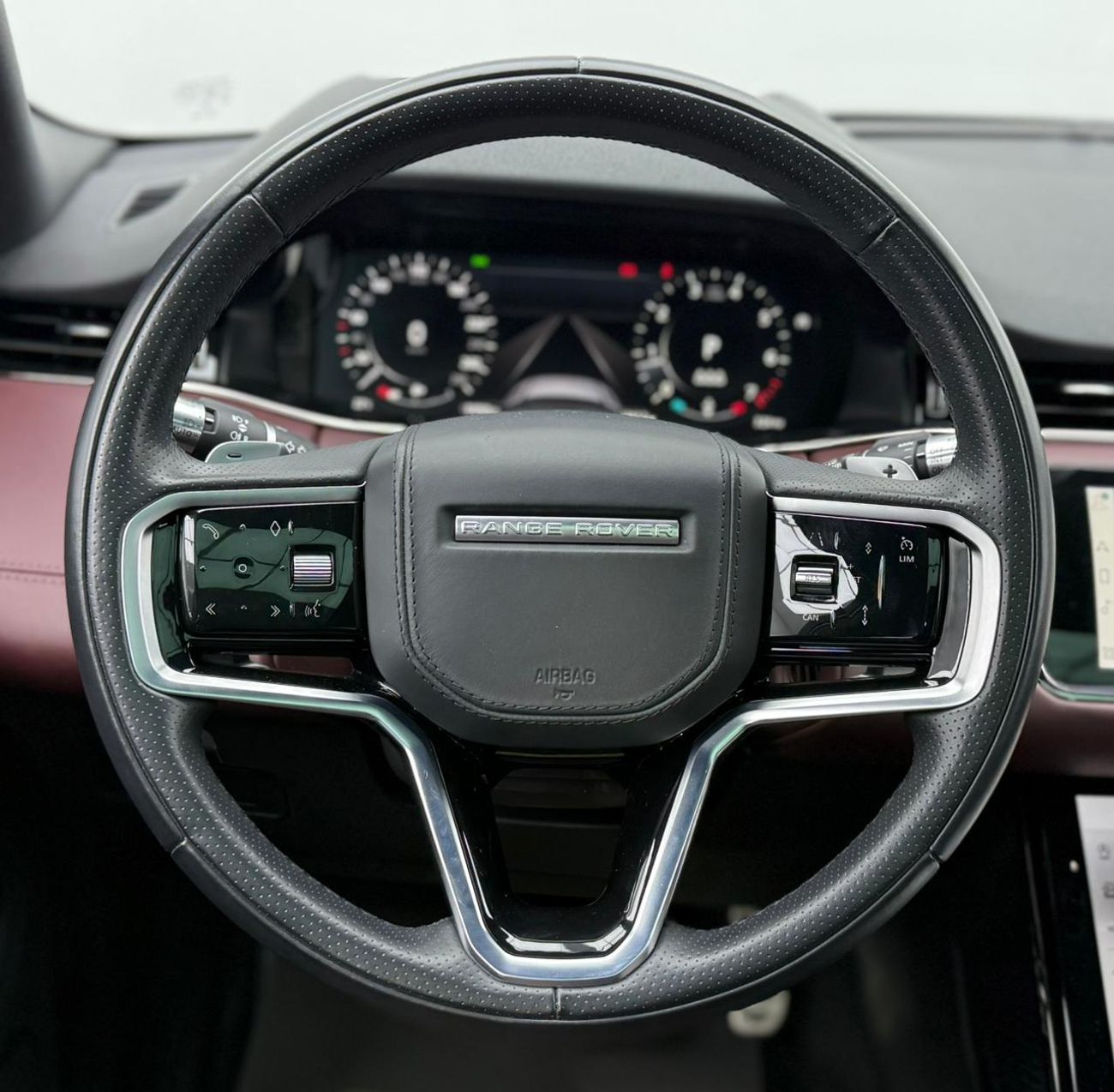 لاند روفر رانج روفر إيفوك P250 R-Dynamic HSE 2.0L 2021 Range Rover Evoque P250 R-Dynamic HSE, 2026 RR Warranty, 2029 RR Servic